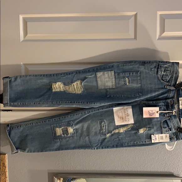 Ripped Patched Mom Jeans Ankle Cropped - Picture 4 of 5